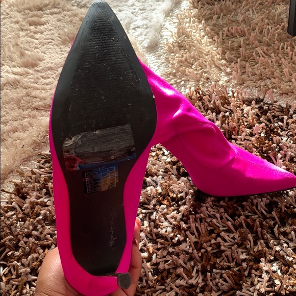 Pink booties - Picture 2 of 3